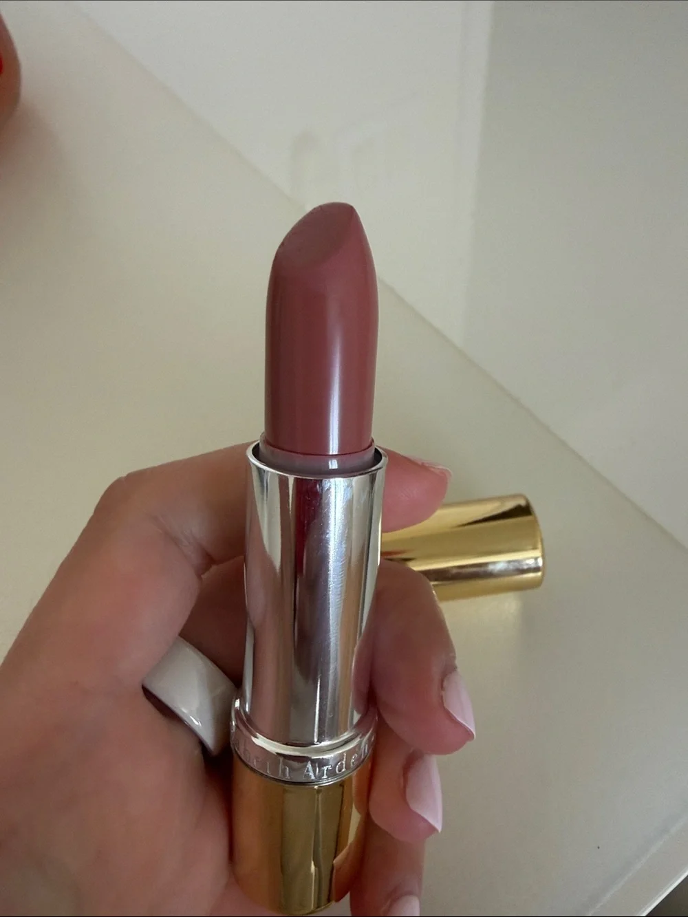 Elizabeth Arden Gold Metallic Lipstick Tube Shade Pale Petal 14